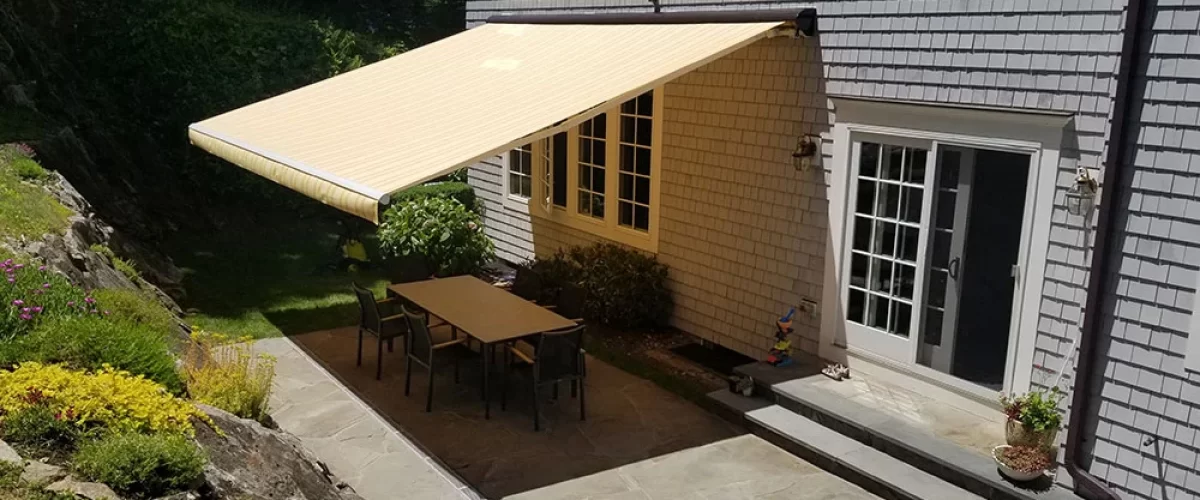 tan retractable awning