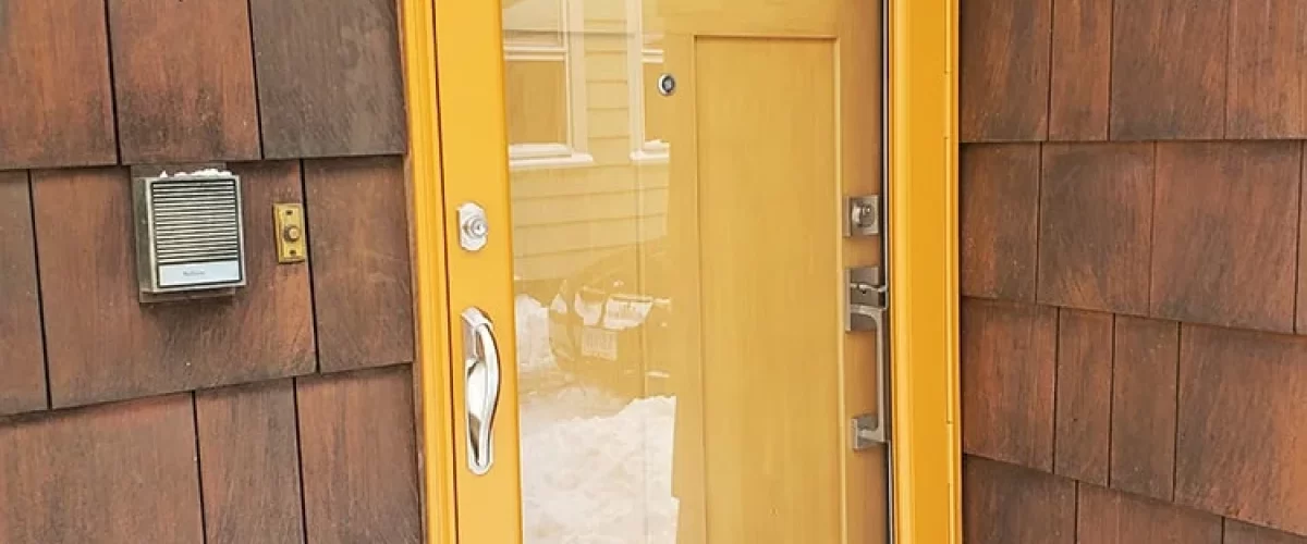 replacement storm door installation